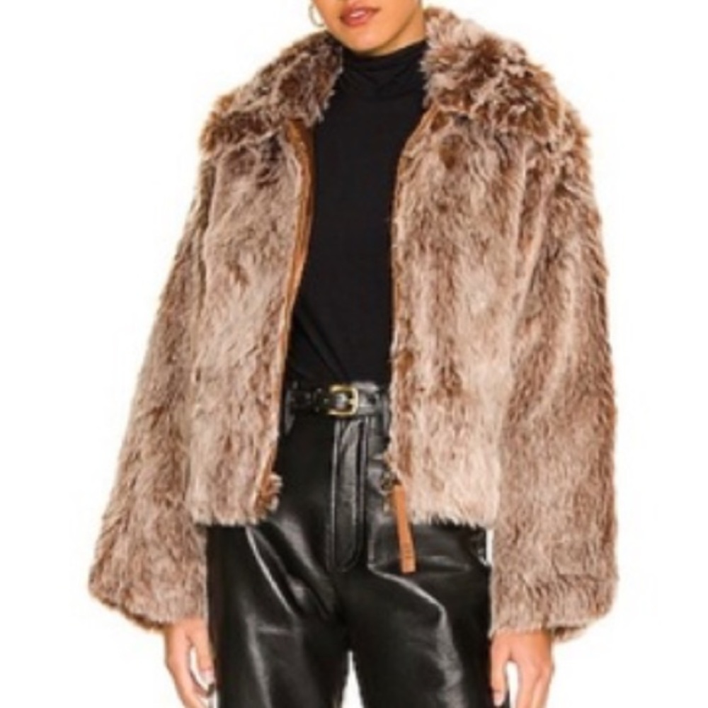 UGGS — YOU NEED THIS !! Tan W Kali Faux Fur Jacket Size Large